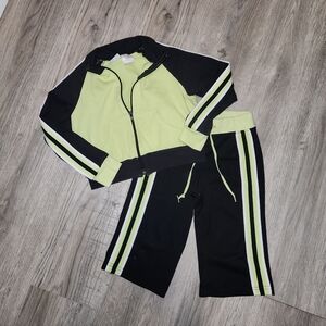 GW Sport Girls Green and Black Tracksuit | 6/6x small
